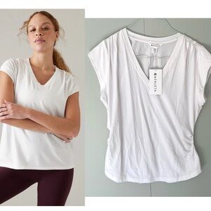Athleta women's Outbound Vneck Short Sleeve Tee